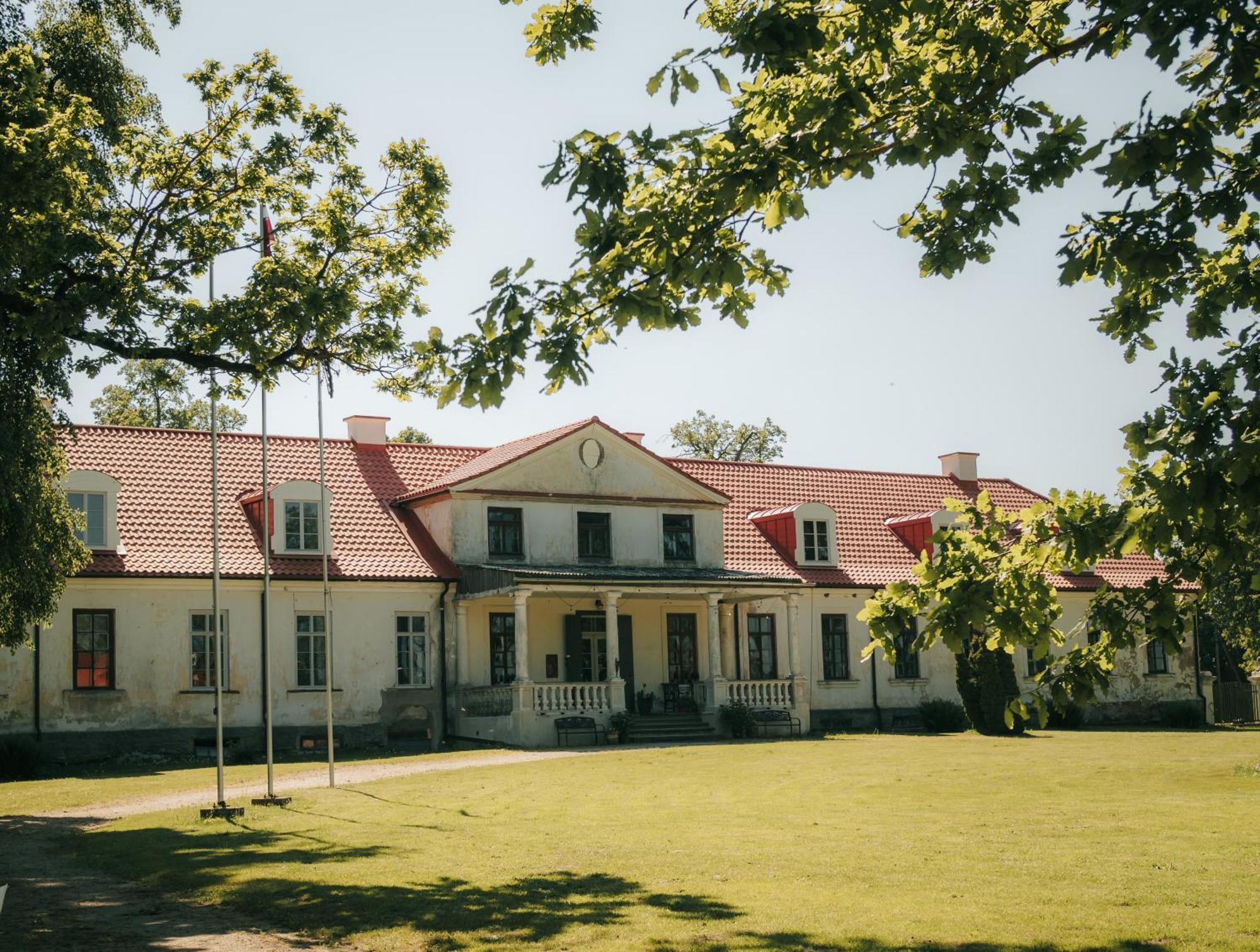 Blankenfeldes Muiza Hotel Tervete Exterior photo