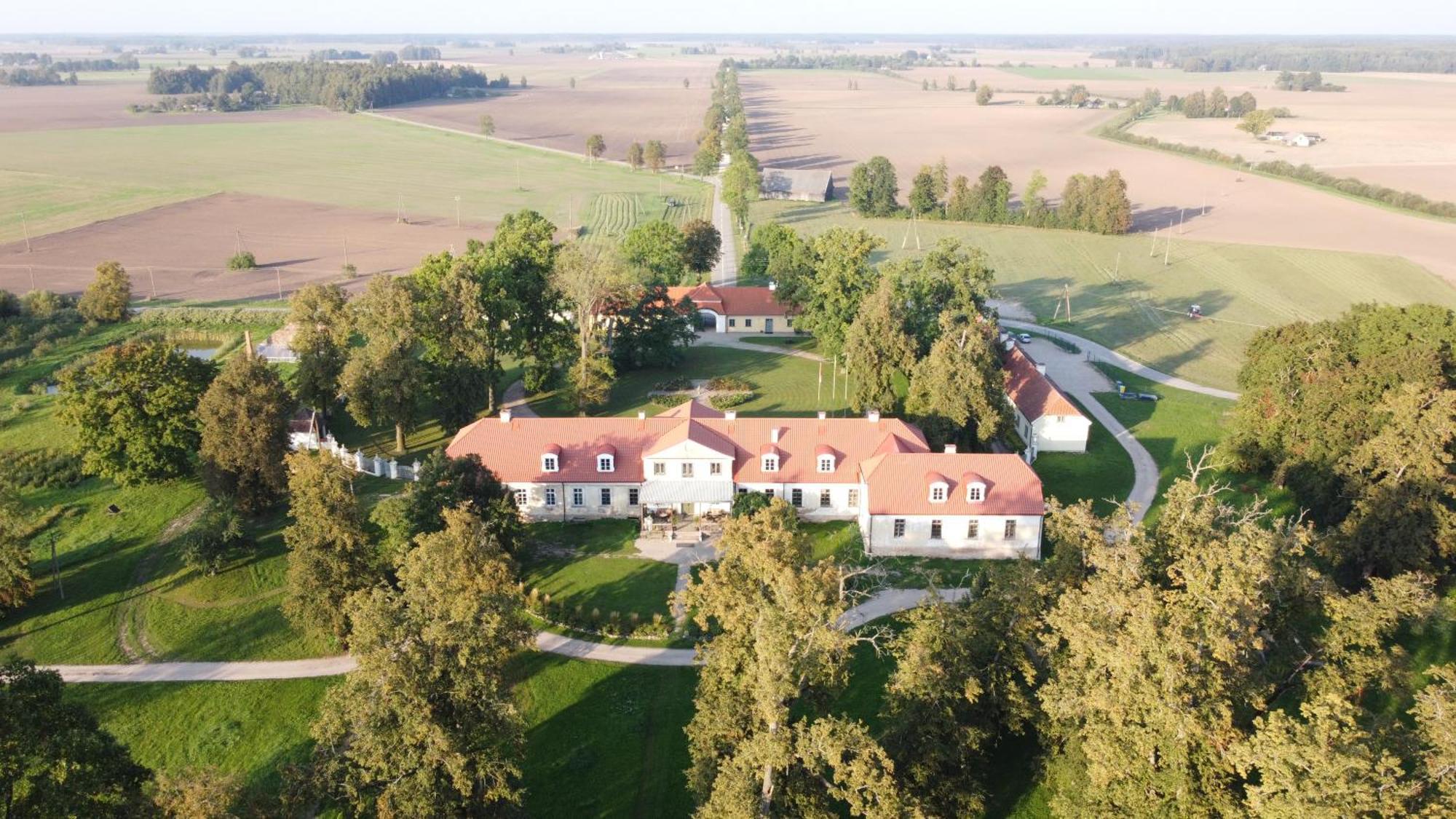 Blankenfeldes Muiza Hotel Tervete Exterior photo